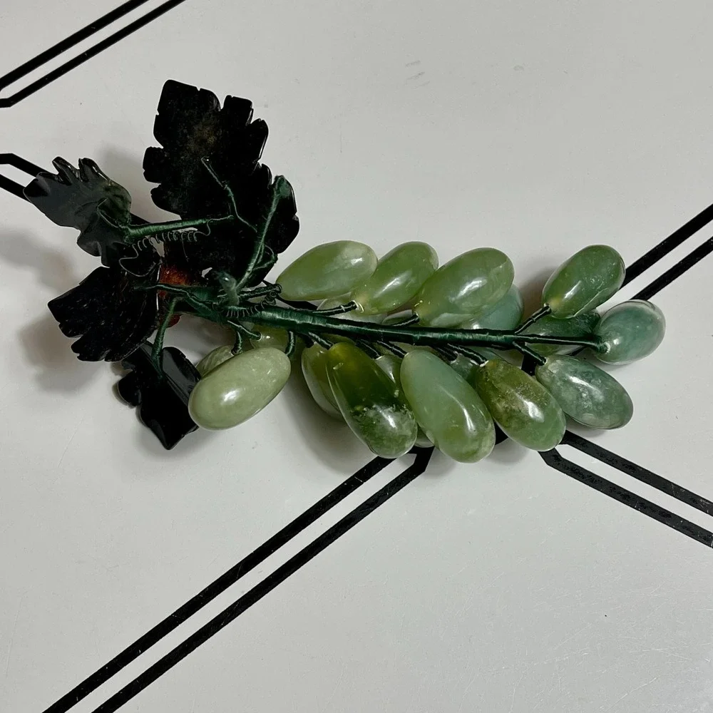 Chinese Green Stone Grapes w/ Carved Jade‎ Leaves Fruit MCM Midcentury VTG